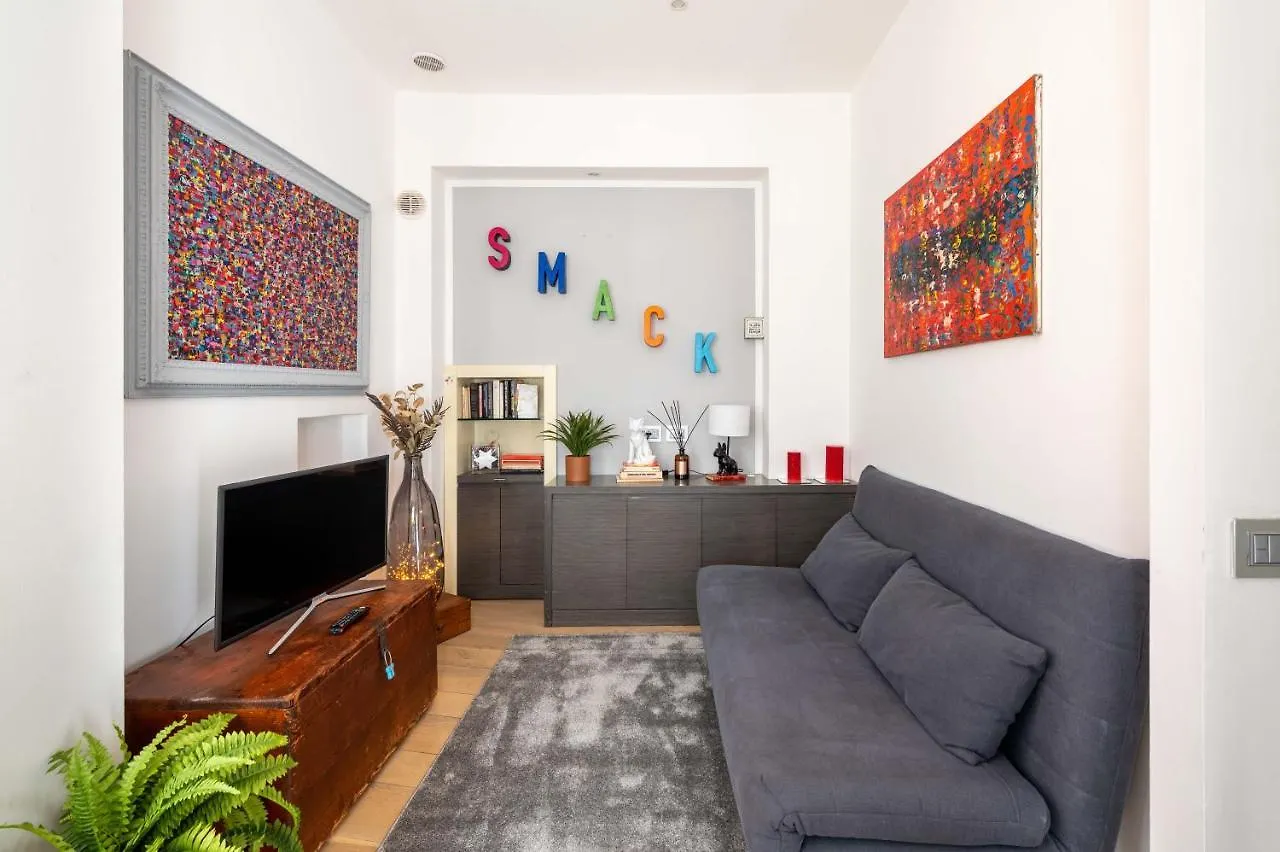 Maison Leonardo Pantheon Suite Rome Italy
