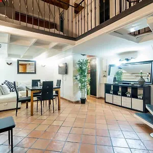 Appartamento Via Dei Cestari Loft, Roma