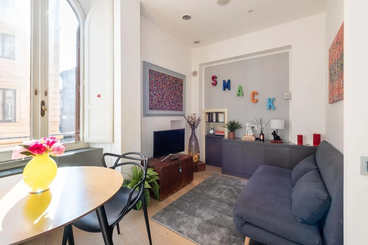 Maison Leonardo Pantheon Suite ローマ アパート